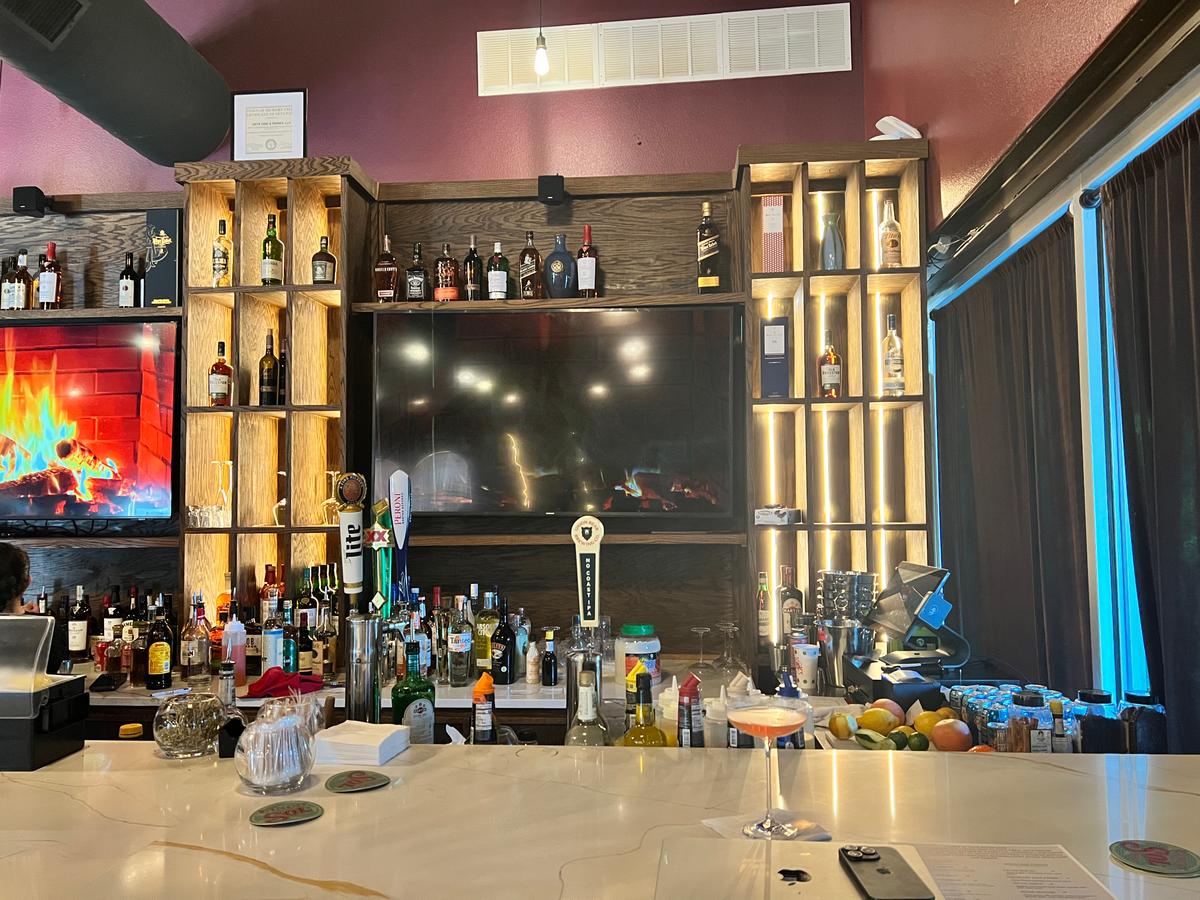 Onyx Dine & Drinks Ribbon Cutting Ceremony